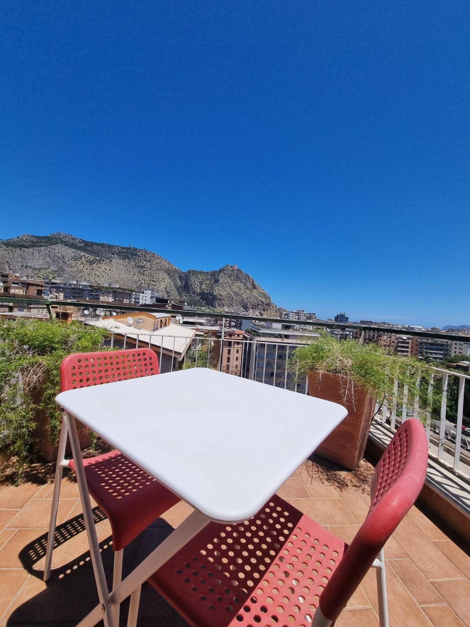 City House & Free Parking By Perry-Holiday Παλέρμο Εξωτερικό φωτογραφία